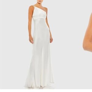 Mac Duggal NWT Elegant White One-Shoulder Dress